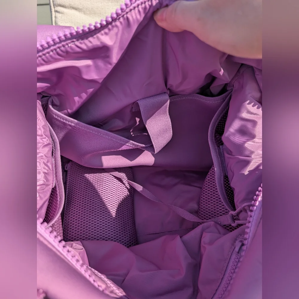 Dagne Dover Medium Landon Carryall, Orchid neoprene, like new - Picture 4 of 10